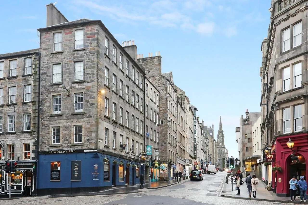 Joivy Beautiful 2 Bed Flat On The Royal Mile Apartment Edinburgh 0*,